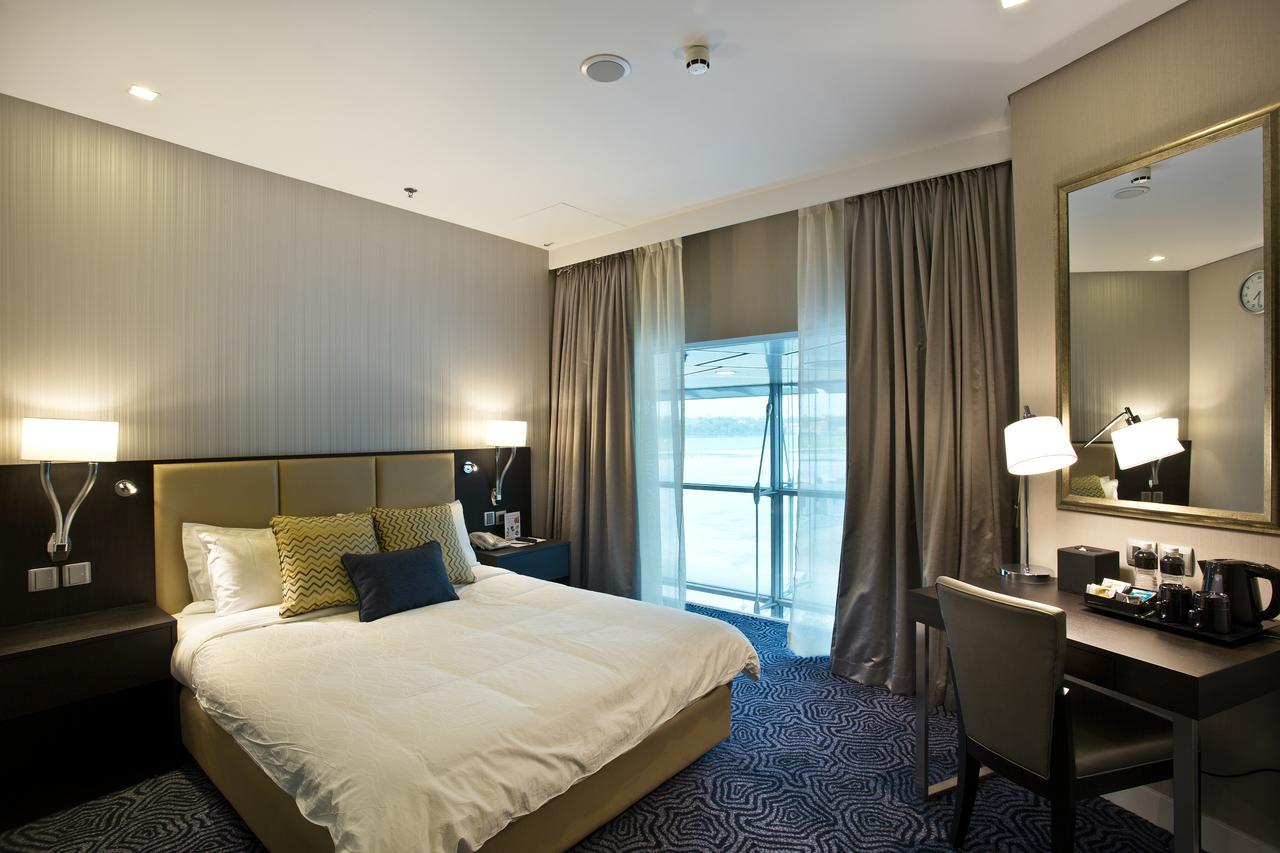 Ambassador Transit Hotel - Terminal 3 Singapore Exterior photo