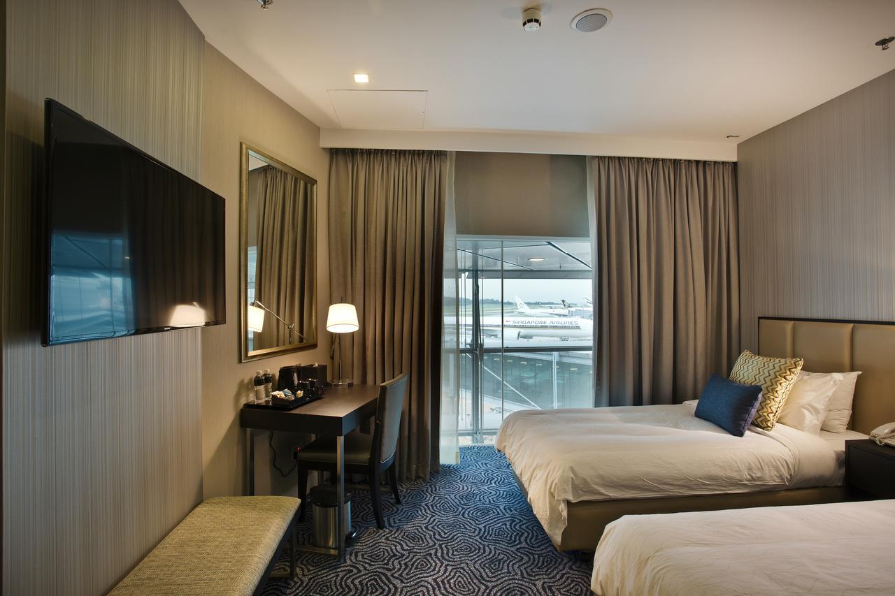 Ambassador Transit Hotel - Terminal 3 Singapore Exterior photo